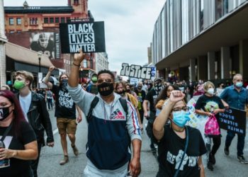 Youth Losing Faith In Politics